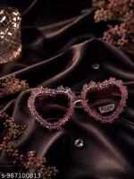 Heart pink sunglasses for girls - Image 2